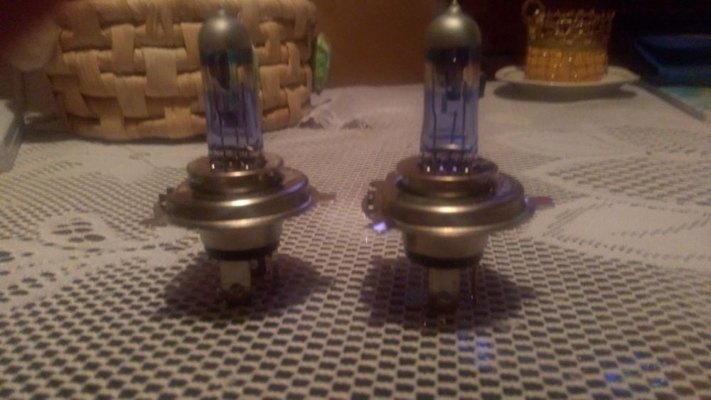 Авто крушки цокъл H4