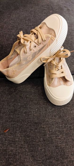 Дамски летни кецове с мрежа