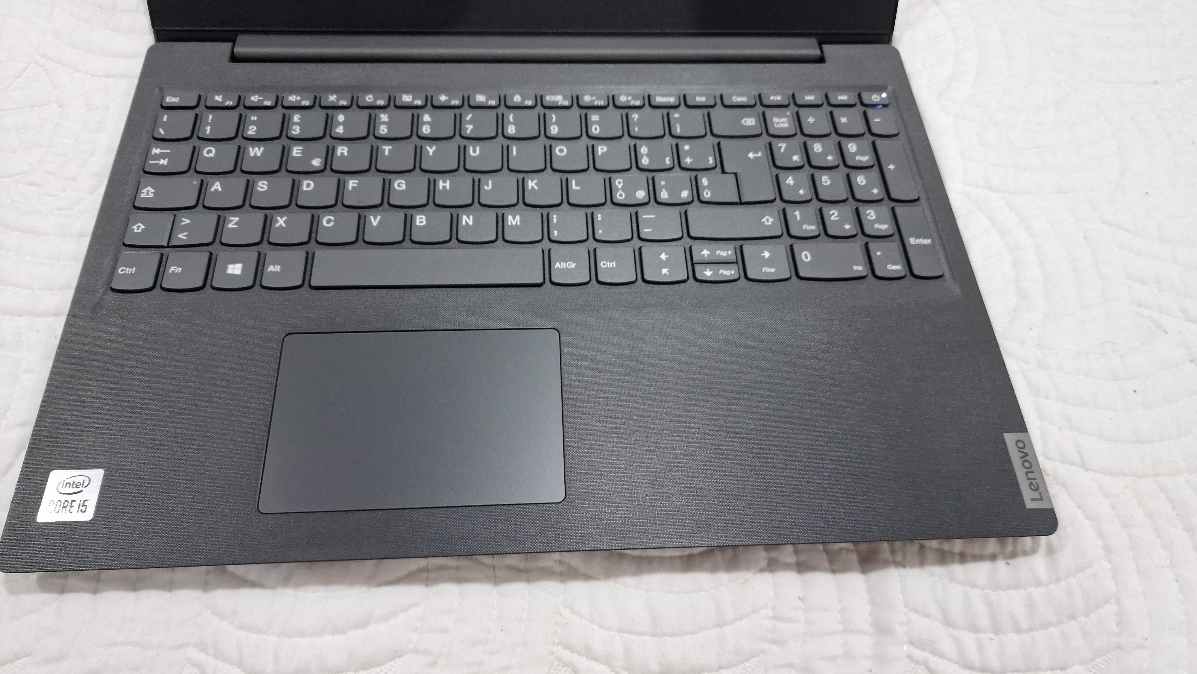 Laptop Lenovo V15-IIL, 15,6" FHD, i5-1035G1, 12GB, ssd 256GB