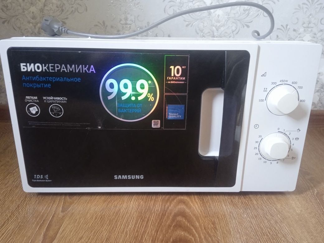 Микроволновка Samsung больше
