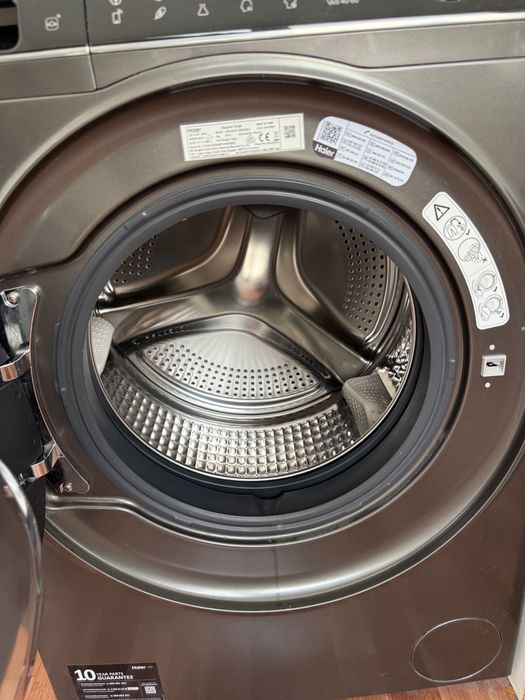 Пералня със сушилня Hier . В гаранция Използвана не повече от 50 пъти