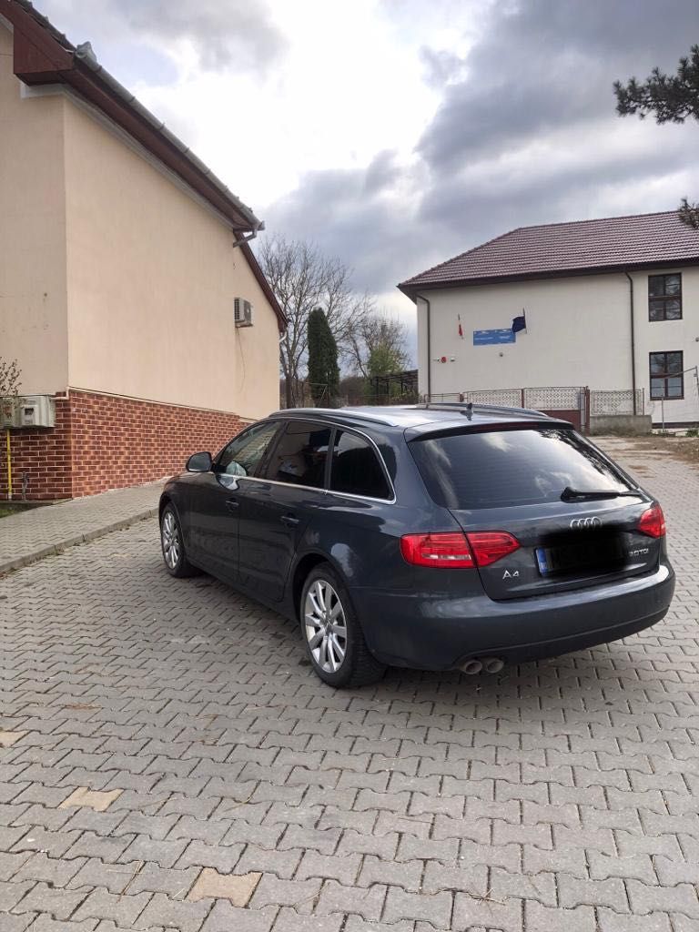 Vând Audi A4 B8
An fabricație :2009
km:300000
Motorizare :2.0 TDI 170