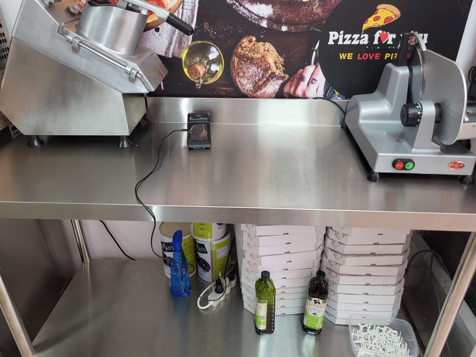 Cuptor pizza si alte utilaje pizzerie!