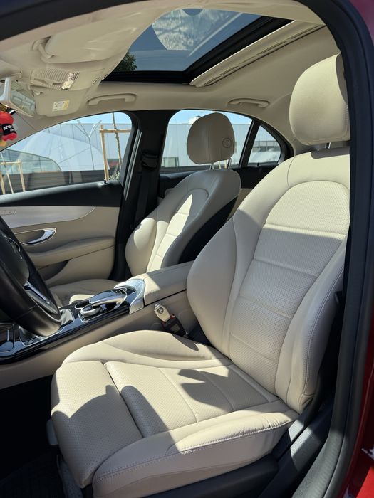 Mercedes-Benz C 200 d • 2019 • 2.0 Diesel •