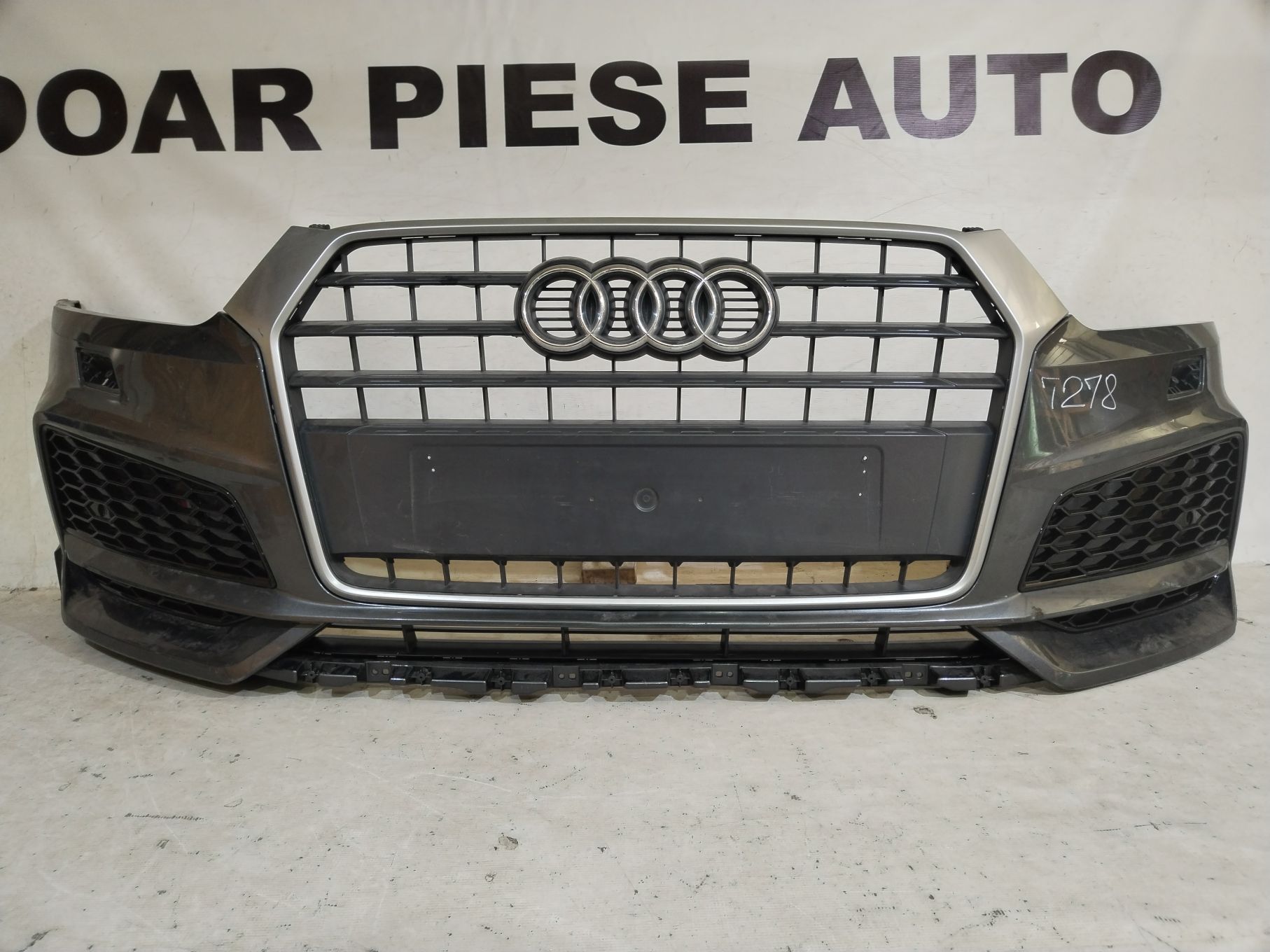 Bara fata Audi Q3, S-Line COMPETITION facelift, 2014, 2015, 2016, 2017, cod origine OE 8R0807437AS.