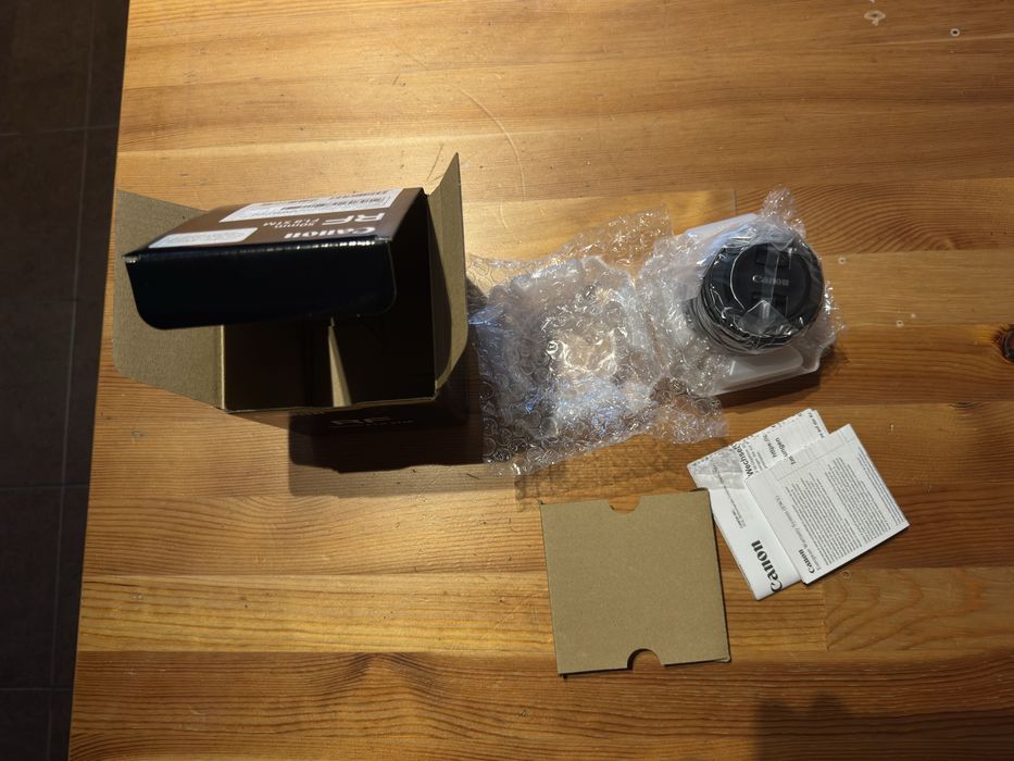 Canon RF 50mm f1.8 STM nou - full box