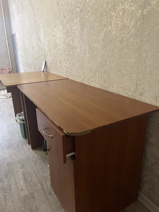 Продается парты, столы