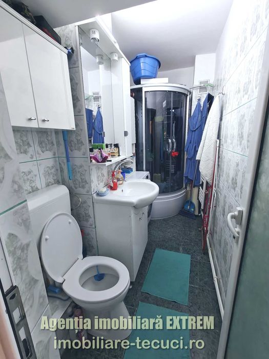 Apartament cu 2 camere, 59mp, etajul I, în Zona Industrială din Tecuci