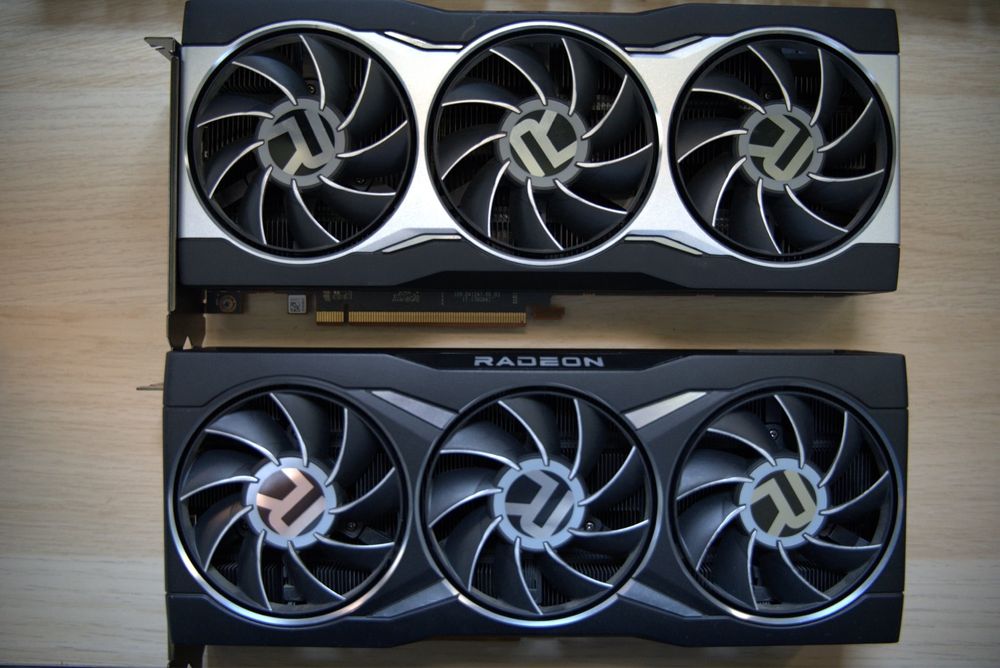 Гейминг/Работен Компютър Ryzen 5 5600X, AMD RX 6800, 32GB RAM, M.2 SSD