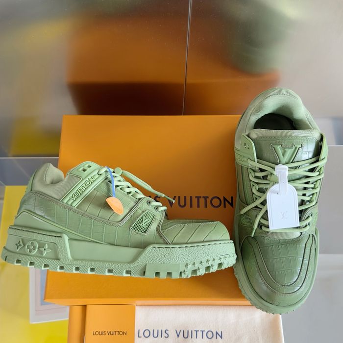 Adidasi Louis Vuitton Calitate Premium