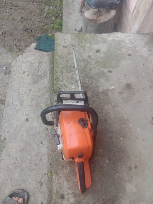 Vând drujba Stihl