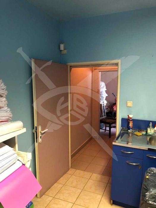 Продава се Тристаен апартамент в София, Разсадника - 85 кв.м за 1765 €/кв.м - Снимка #1