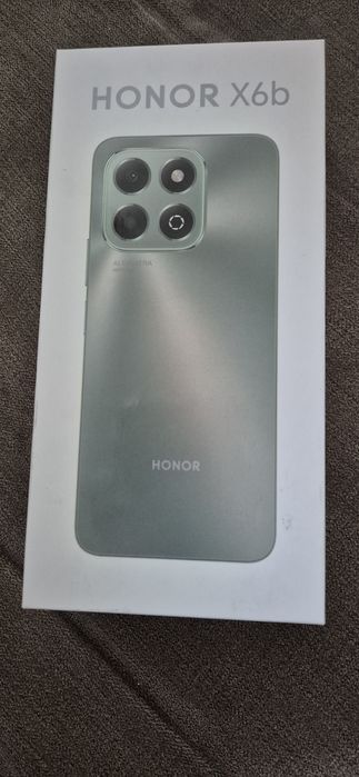 Телефон Honor X6b чисто нов