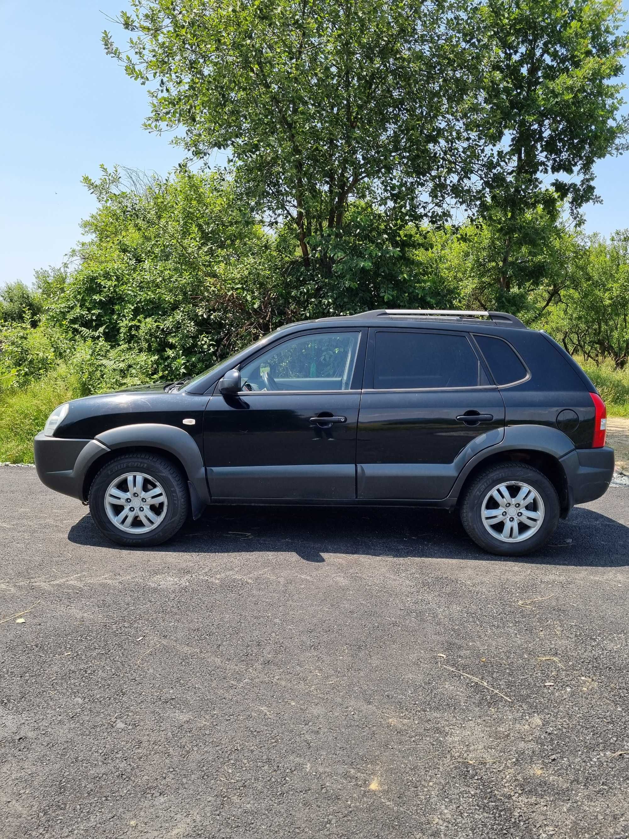 Hyundai Tucson 2.0 Benzină | 2007 | 140 CP | 2x4 | Întreținută