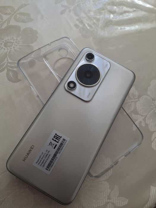 Продам Huawei nova y63 новый