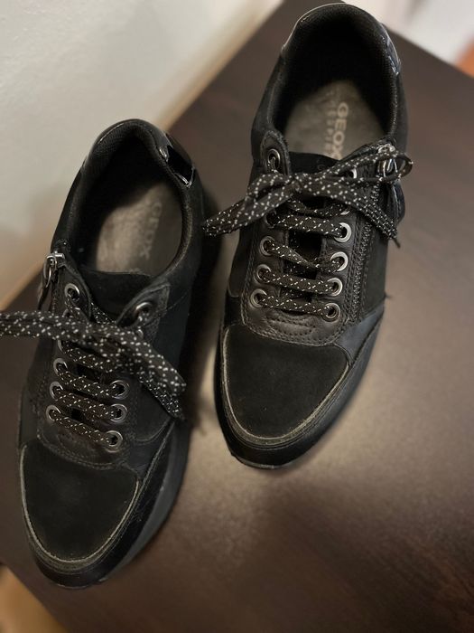 Спортни обувки Geox -черни