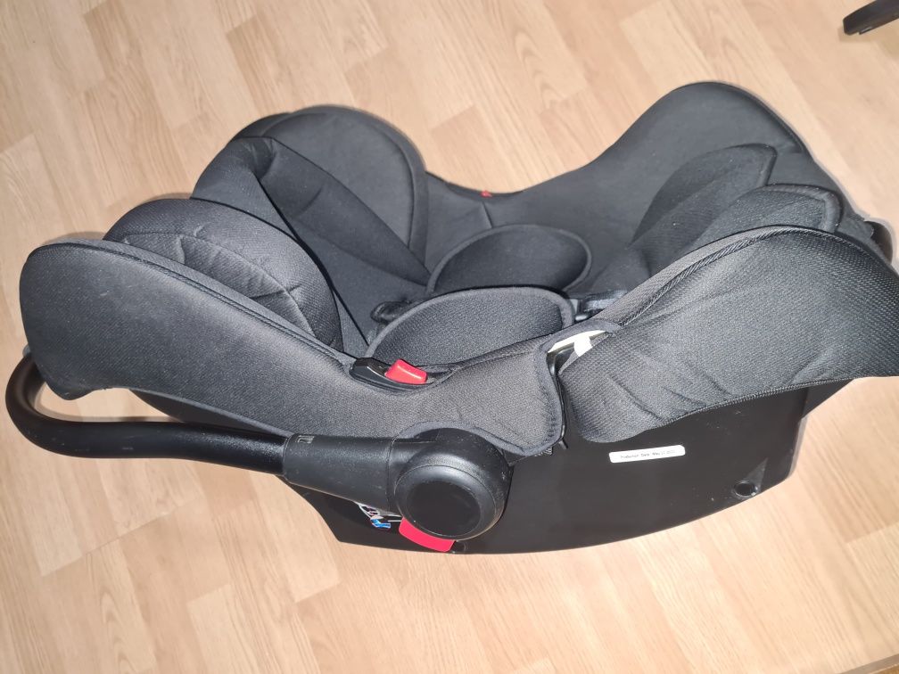 Scoică Scaun auto isofix ICKLEBUBBA
Marca icklebubba