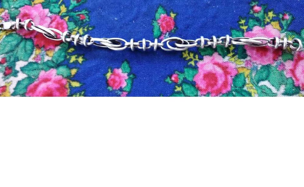 Масивна сребърна гривна