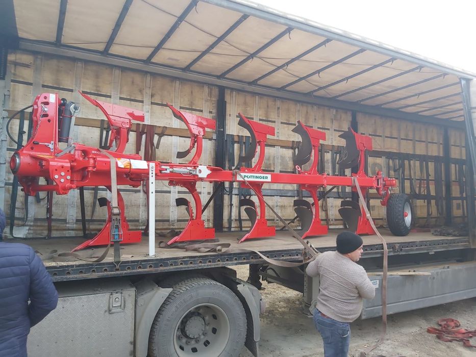 Plug Pöttinger servo 45 M  cu 5 cormene