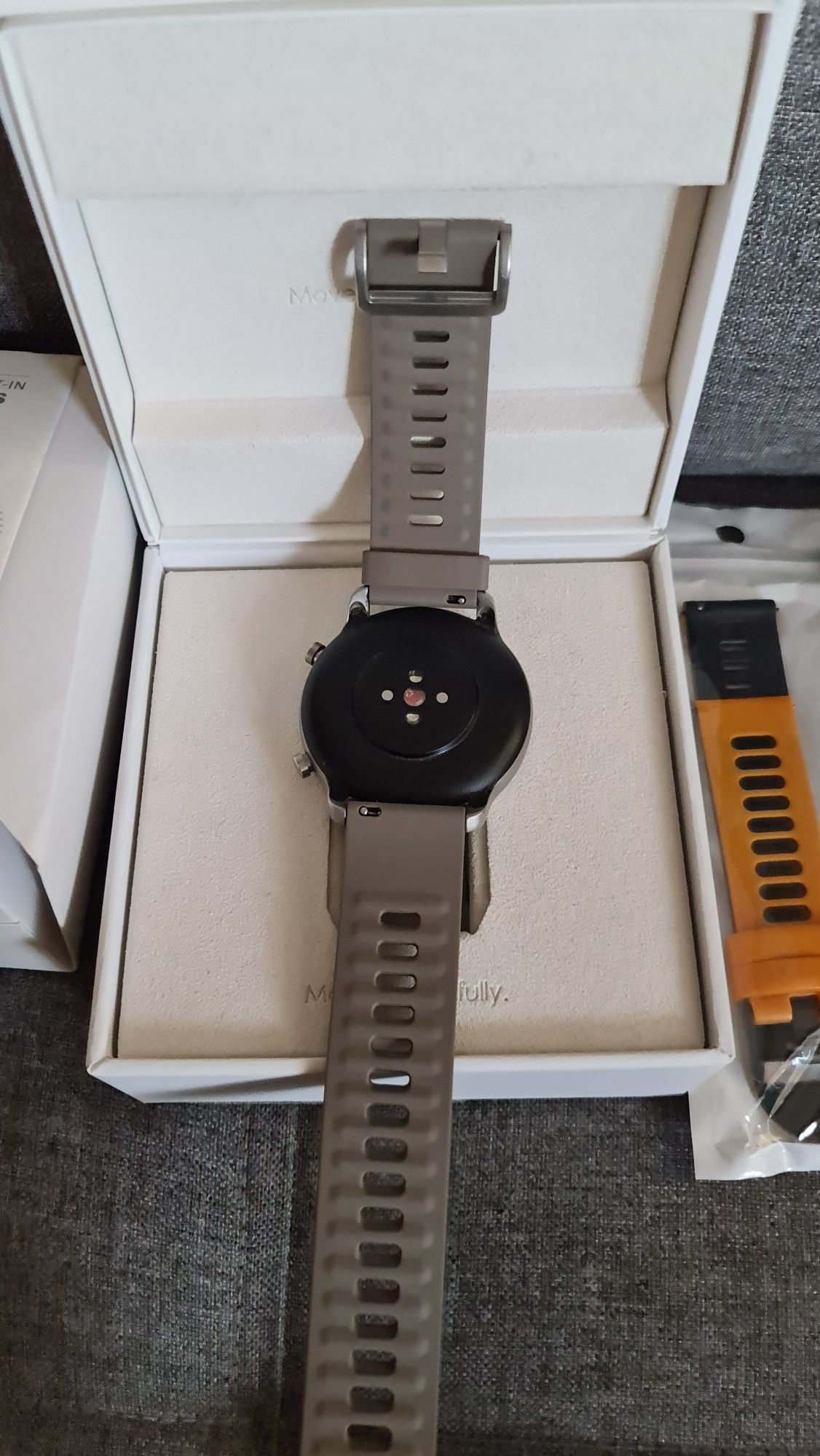 Смарт часовник Xiaomi Amazfit GTR