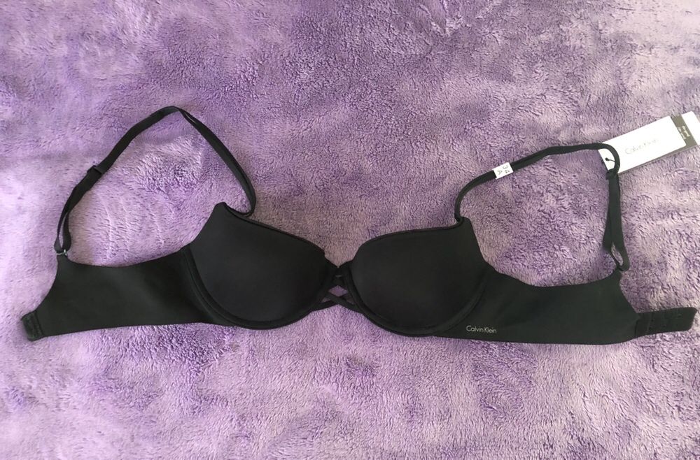 Сутиени Victoria’s Secret , Calvin Klein