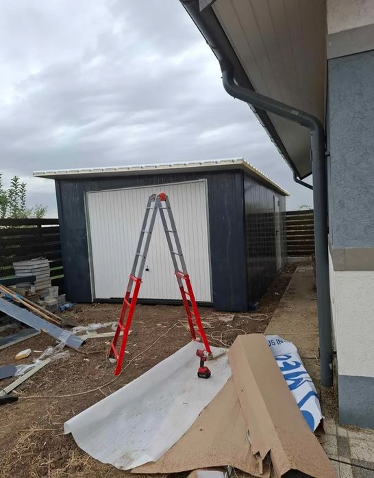 Vând garaje din panouri sandwich și magazine