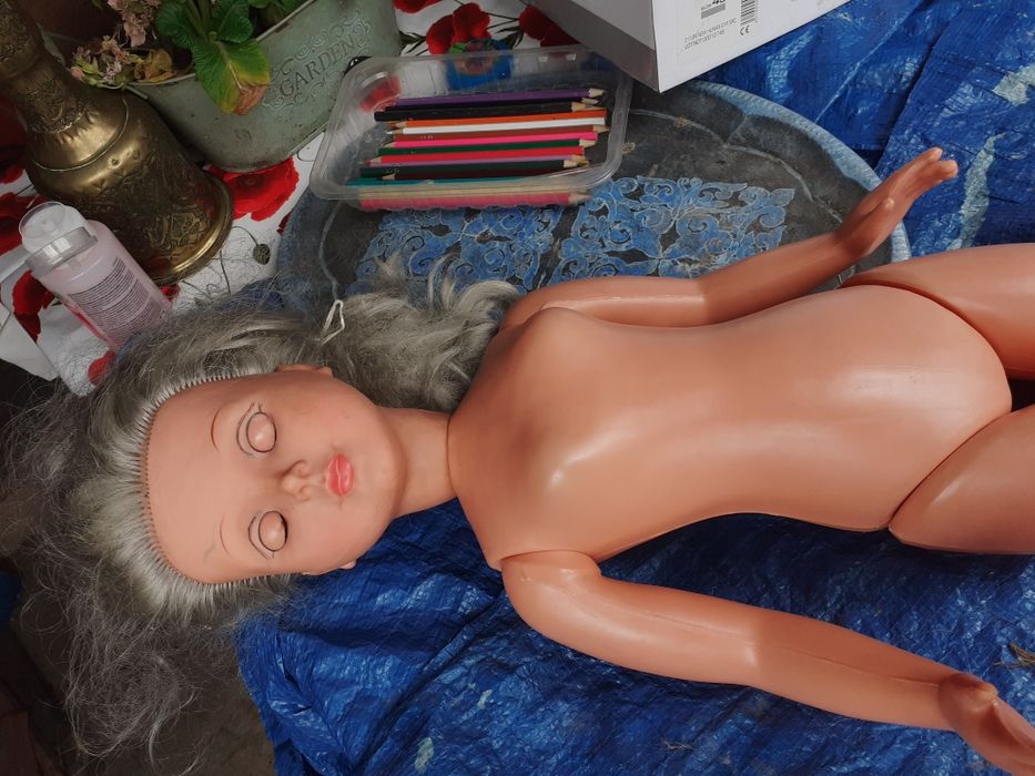 Papusa aradeanca 75 cm,veche 1975,