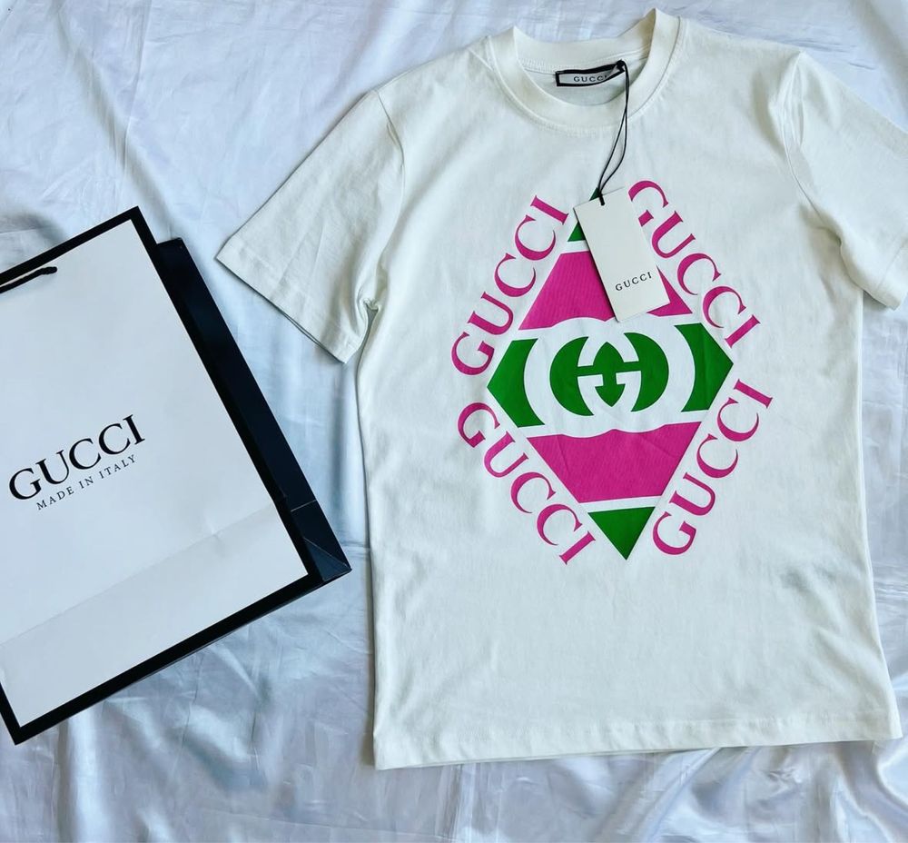 Намалени! Дамски тениски Gucci