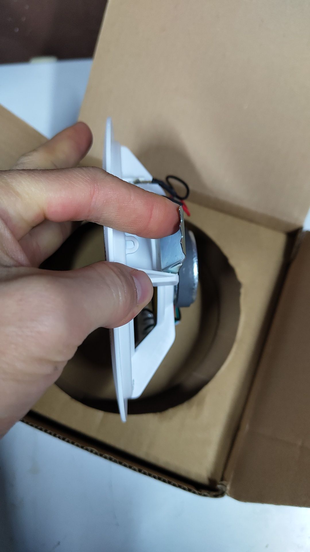 Динамик настенный L-FRANK AUDIO HSR 109T 5W