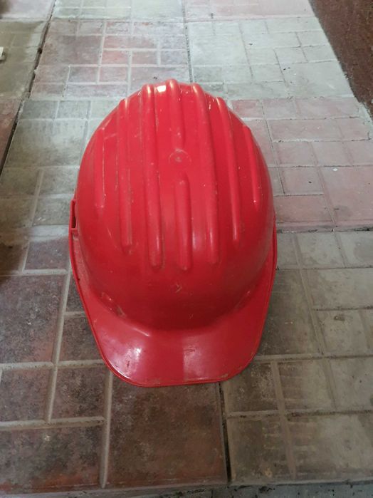 4 casti protectie si centura siguranta la inaltimi pentru santier