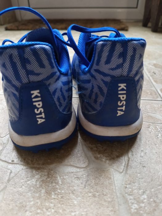 Детски футболни обувки