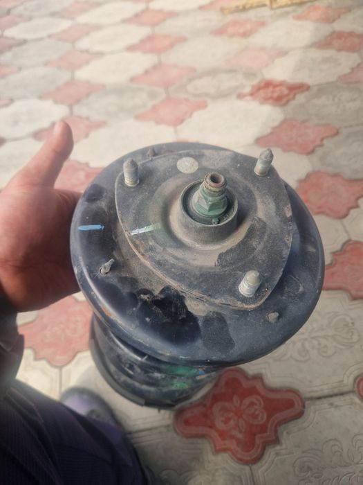 Продам амортизатор