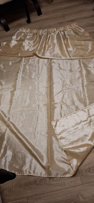 Draperie aurie lunga