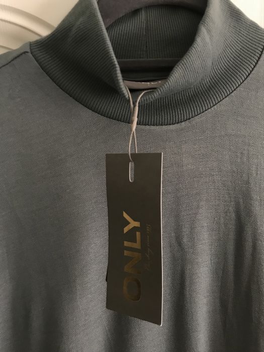 Bluză cu gât Only marime S
