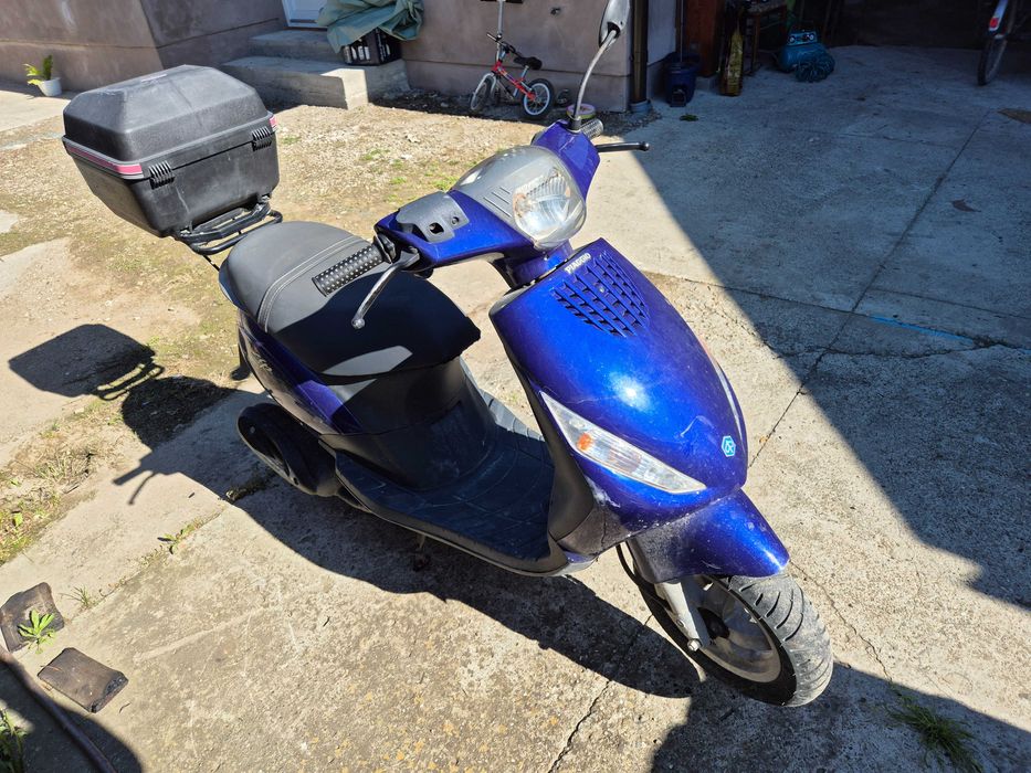 Scuter piaggio zip