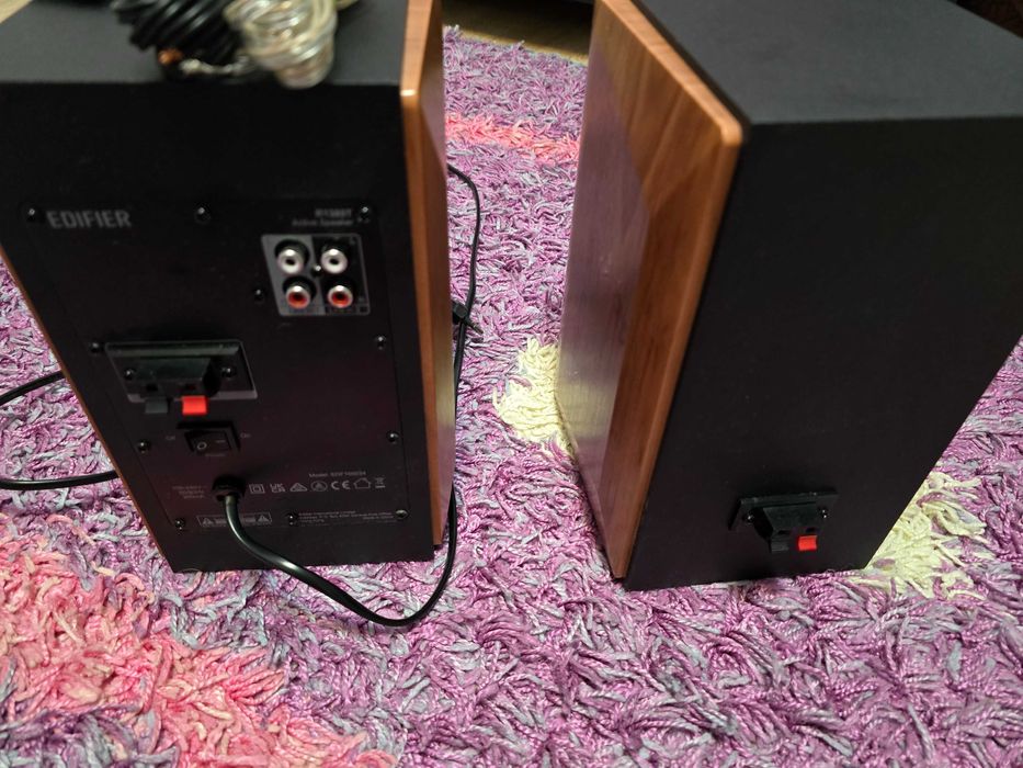 Boxe 2.0 R1380T-BR - garantie, complete, maro