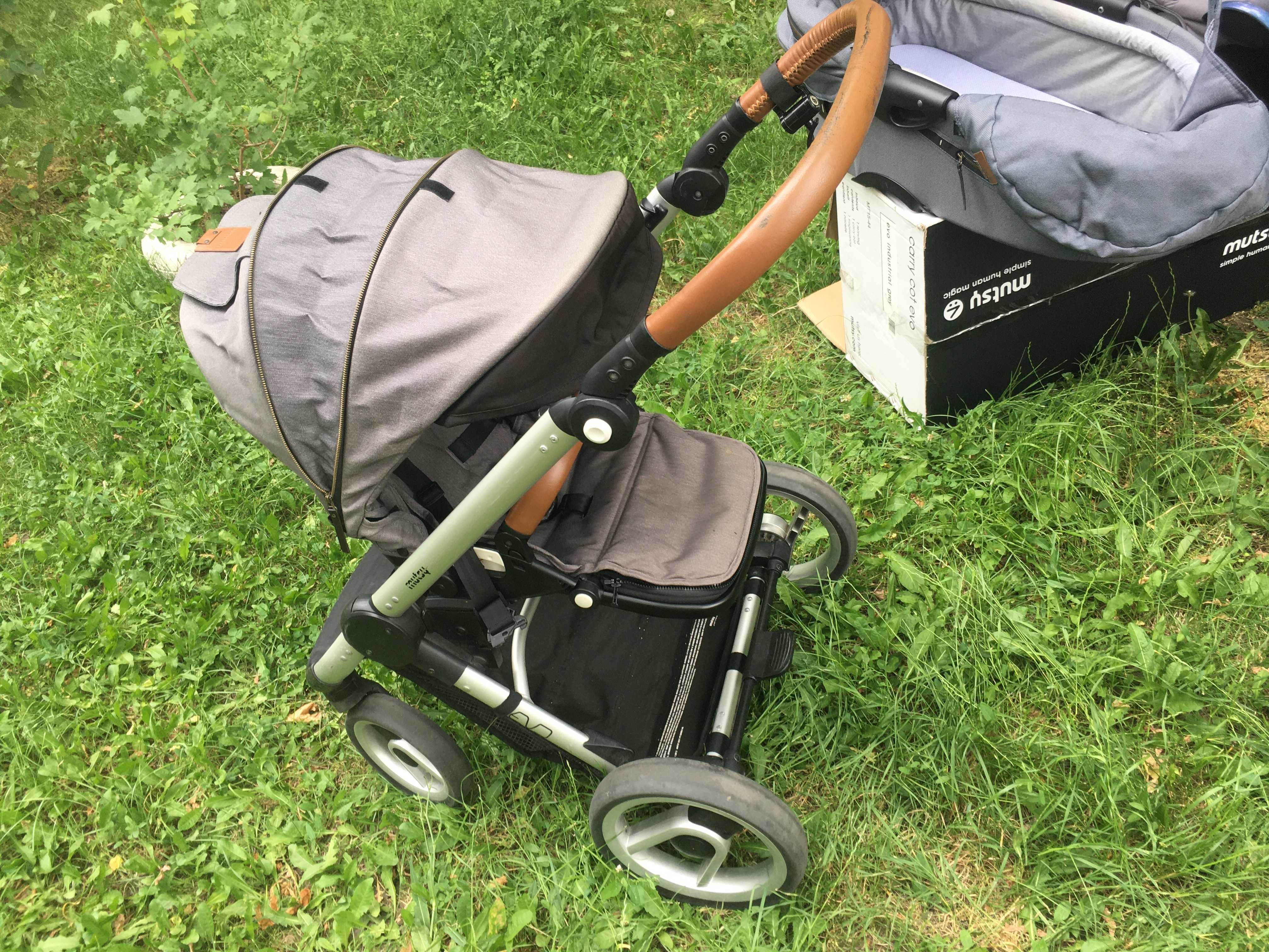 Бебешка количка 3 в 1 Mutsy Evo Industrial & Maxi Cosi Isofix