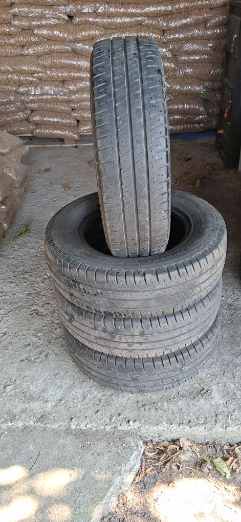 Летни гуми Michelin 215/70/15c