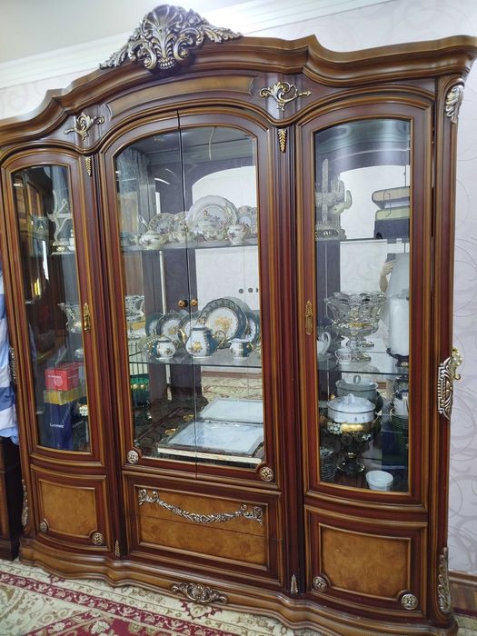 Стенка Хитой чирокли