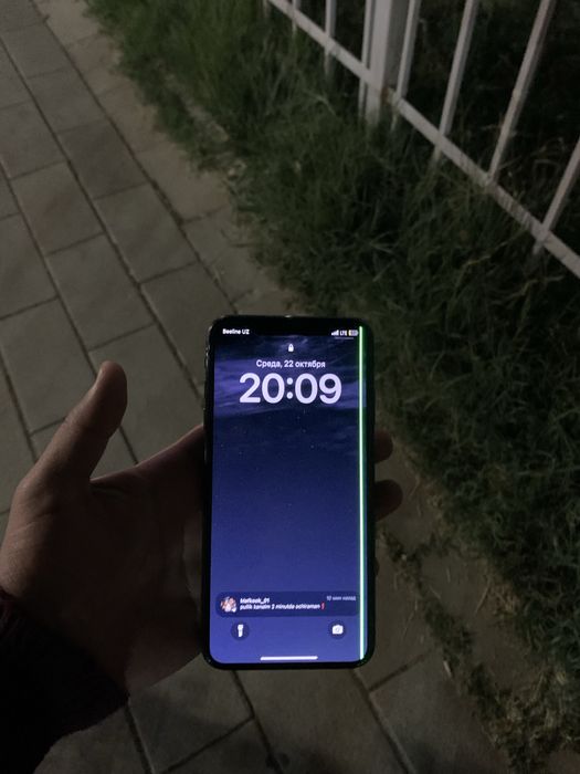 iPhone Xs max gold