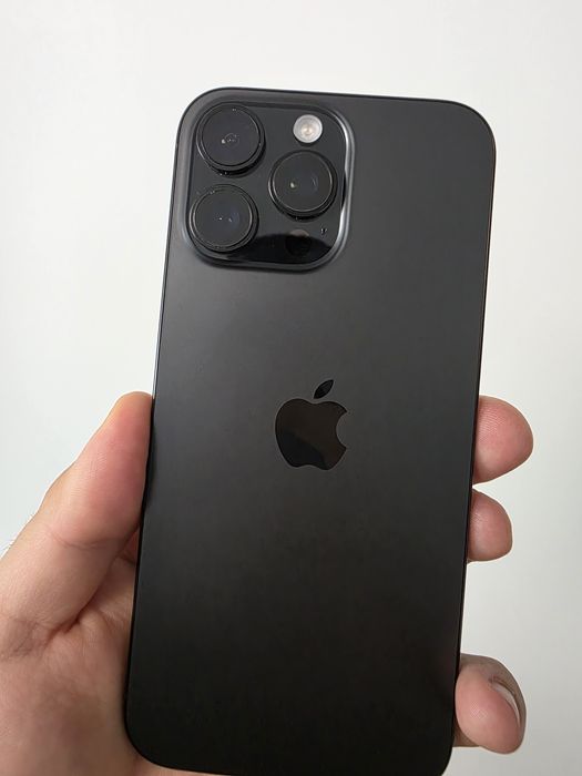 Като нов iPhone 16 Pro Max черен 256GB