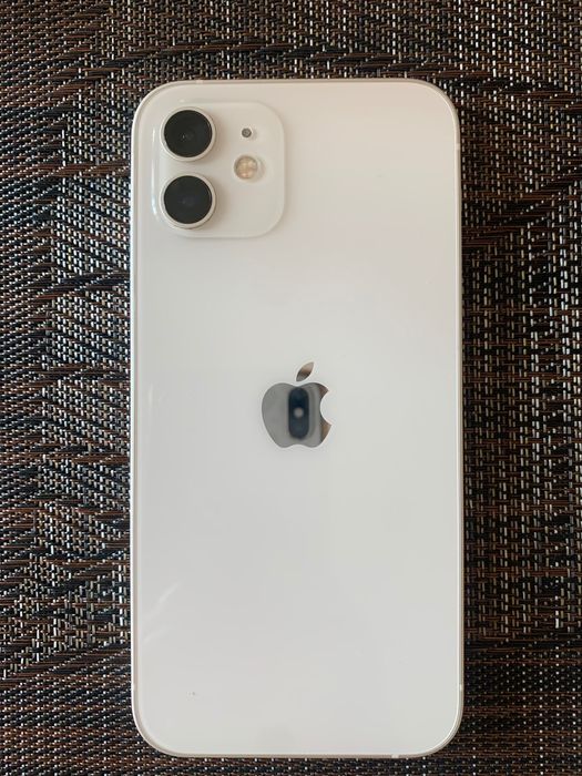iPhone 12 white 64GB