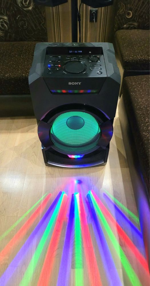 Система Sony MHC-GT5D с тонколони