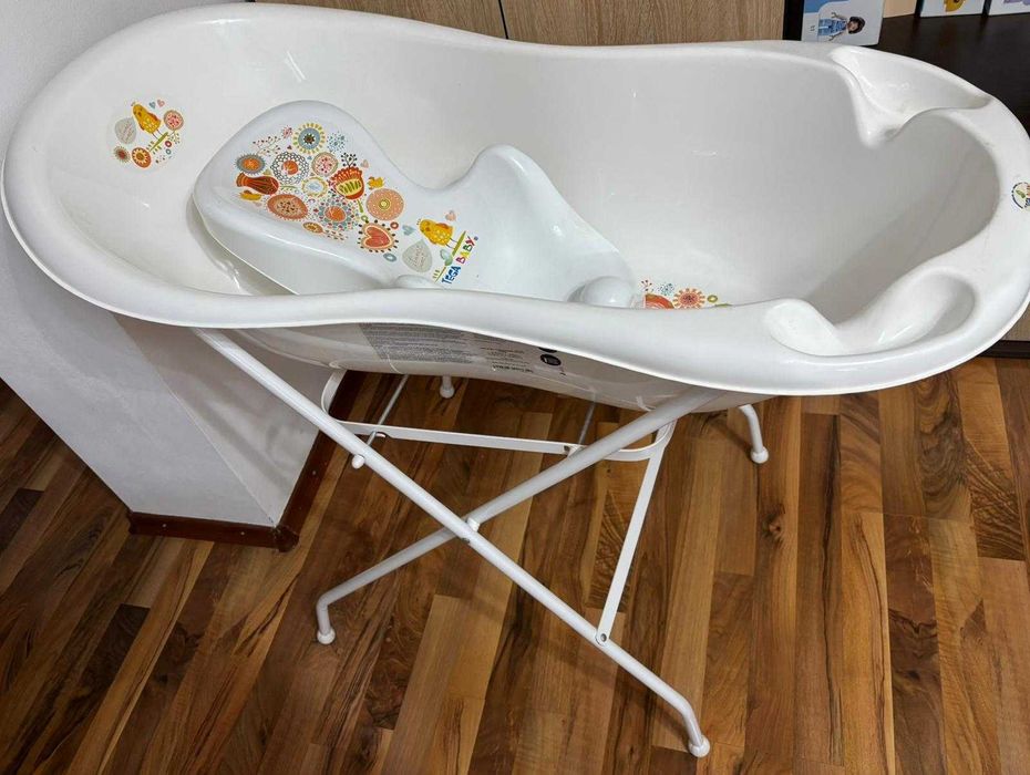 Cădiță bebe cu suport pliabil