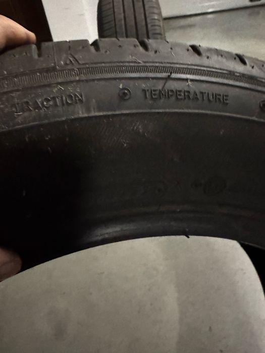 Anvelope falken ziex ze310 215 60 17 vara