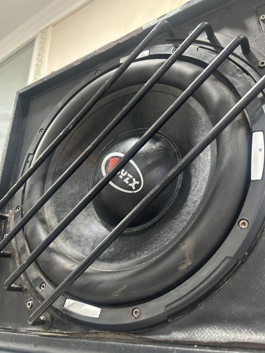 Сабвуфер с усилителем syzx