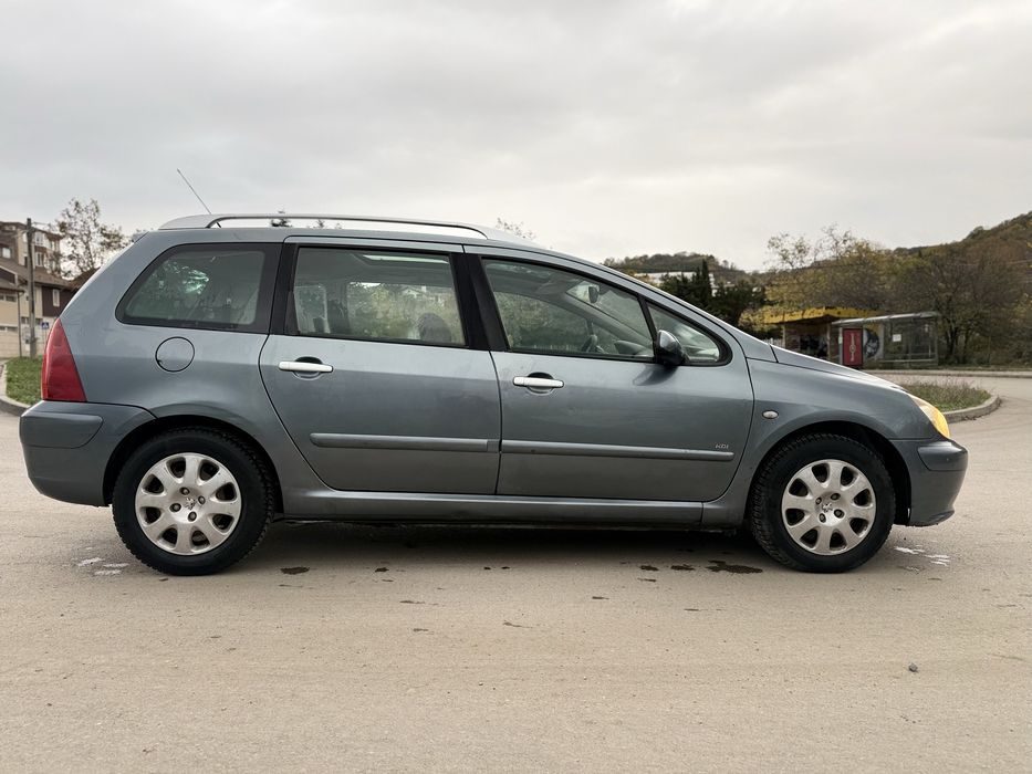 Peugeot 307 Sw 1.6 Hdi 7 места 2006г. Зимни гуми Всичко платено