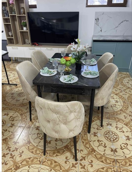 Стол стулья кухонный со склада