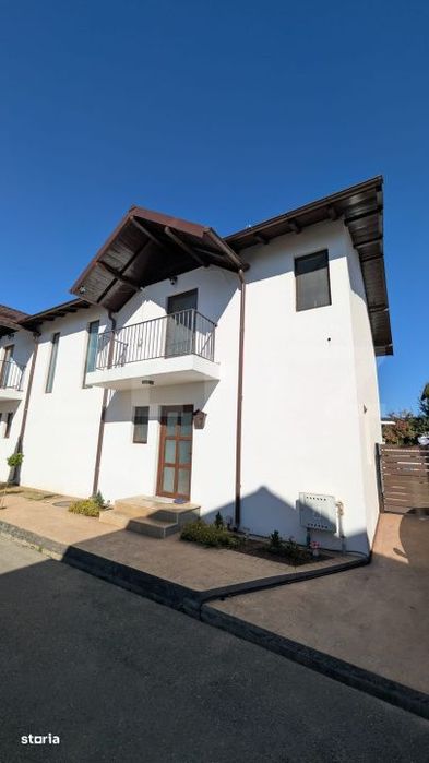 Casa tip duplex, 176 mp utili + teren 204 mp, front stradal 16 m