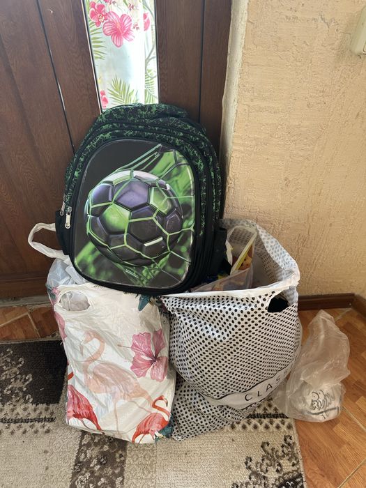 Пакет вещей отдам за шоколадку [Казахстан] и закрутки тоже отдам